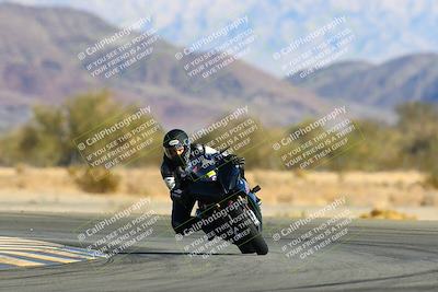 media/Jan-09-2022-SoCal Trackdays (Sun) [[2b1fec8404]]/Turn 14 (10am)/